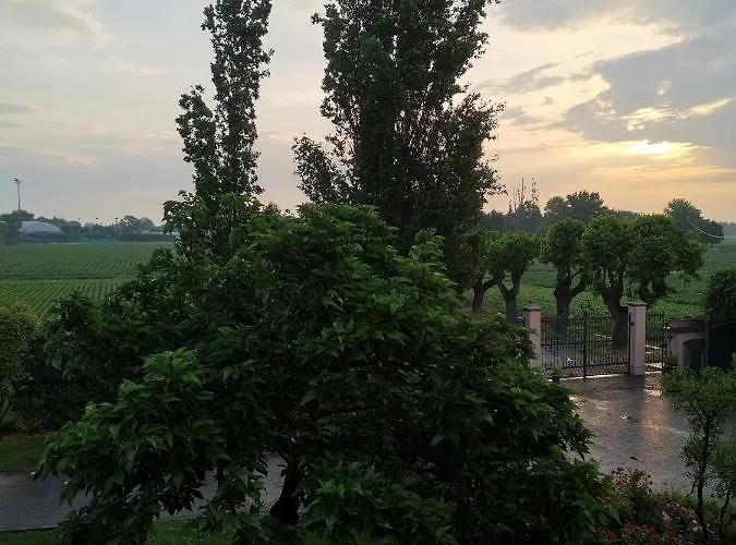 Casa Flosa & Breakfast Medicina (Emilia-Romagna)